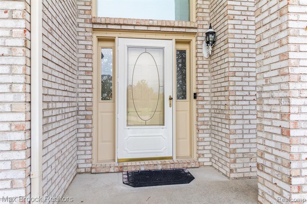 50592 MURRAY Drive, Macomb, MI 48044 — Photo 4