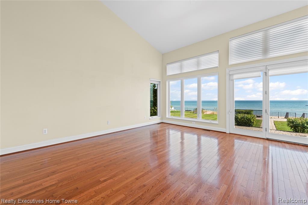 5802 Lakeshore Road, Fort Gratiot, MI 48059 — Photo 30
