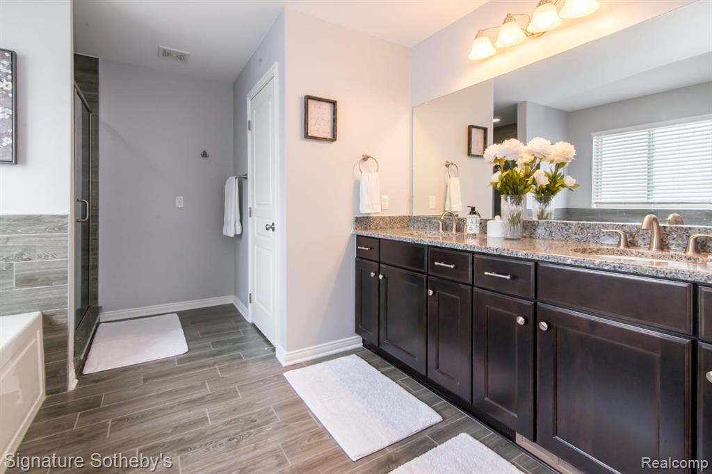 464 Overlook Drive, Oxford, MI 48371 — Photo 32