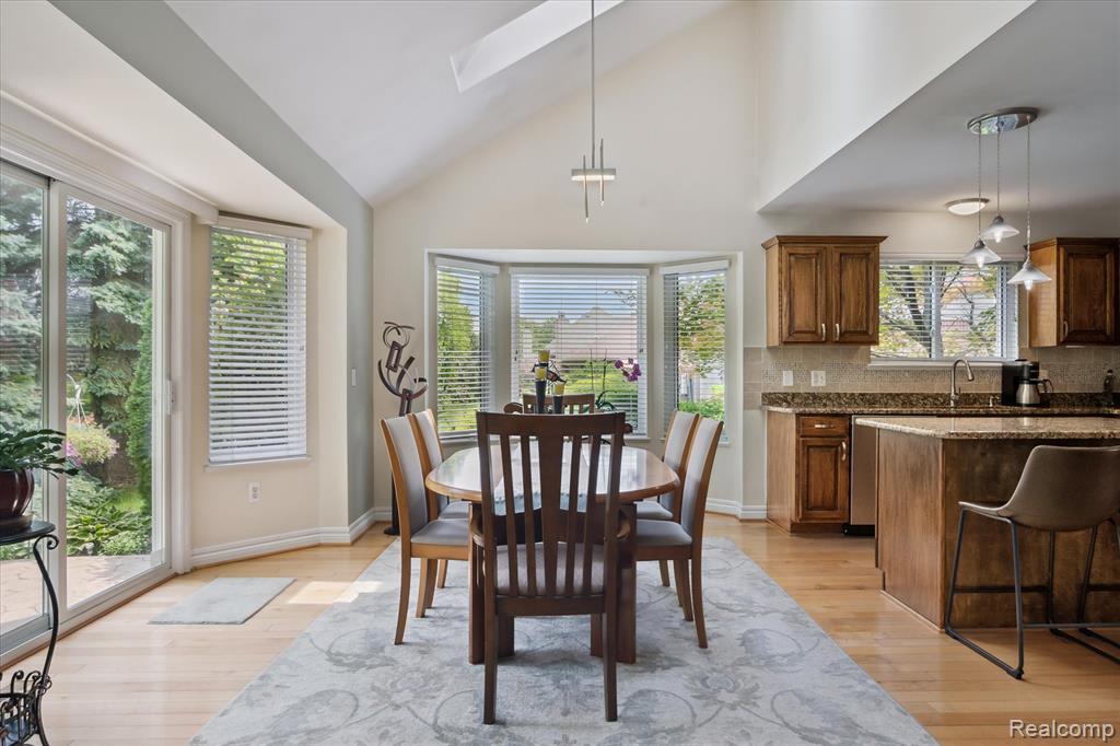 5061 Whitby Drive, Sterling Heights, MI 48314 — Photo 9