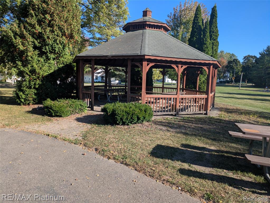 516 Factory Factory Street, Howell, MI 48843 — Photo 23