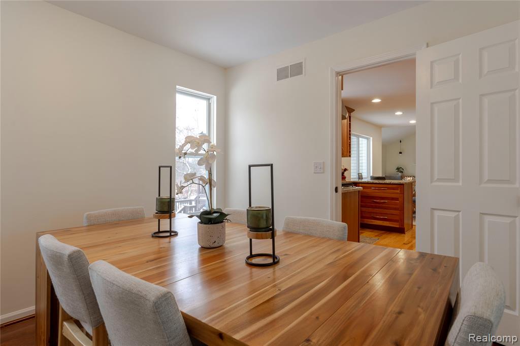 5500 Huntsman Drive, White Lake, MI 48383 — Photo 9