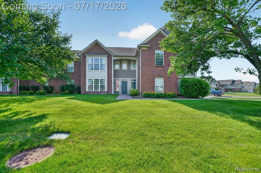 51844 Adler Park Drive E, New Baltimore, MI — Photo 2