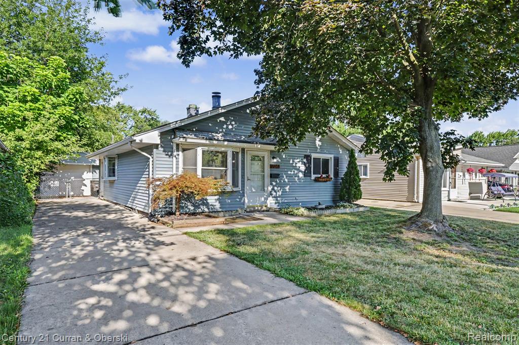7908 Clippert Street, Taylor, MI 48180