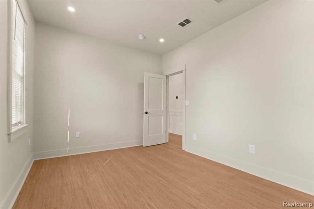 2414 Concord Street, Detroit, MI 48207 — Photo 17