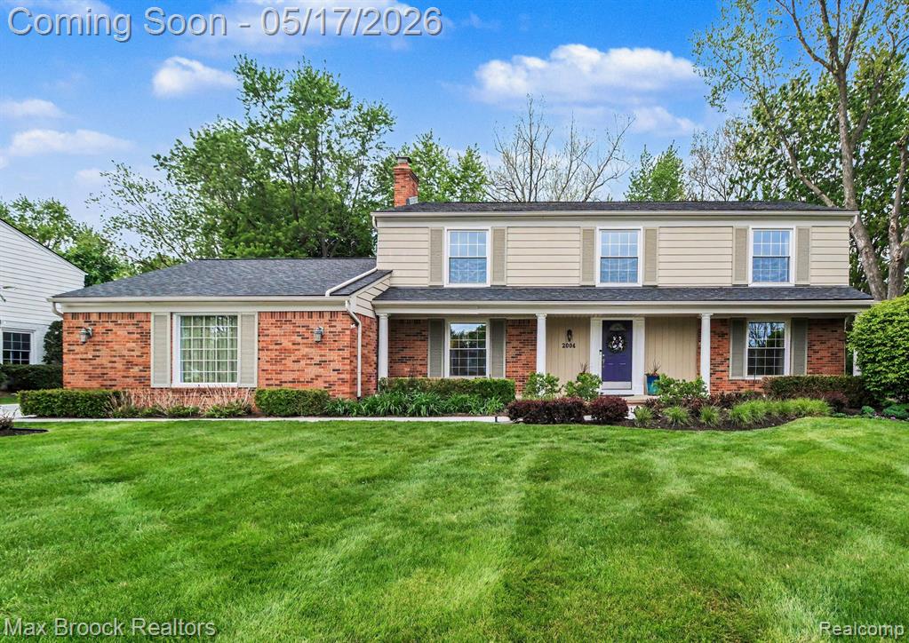 2004 Bootmaker Lane, Bloomfield Hills, MI 48304 — front exterior