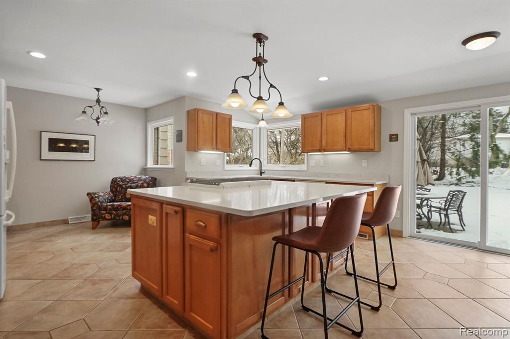 4414 BRANDYWYNE Drive, Troy, MI 48098 — Photo 8