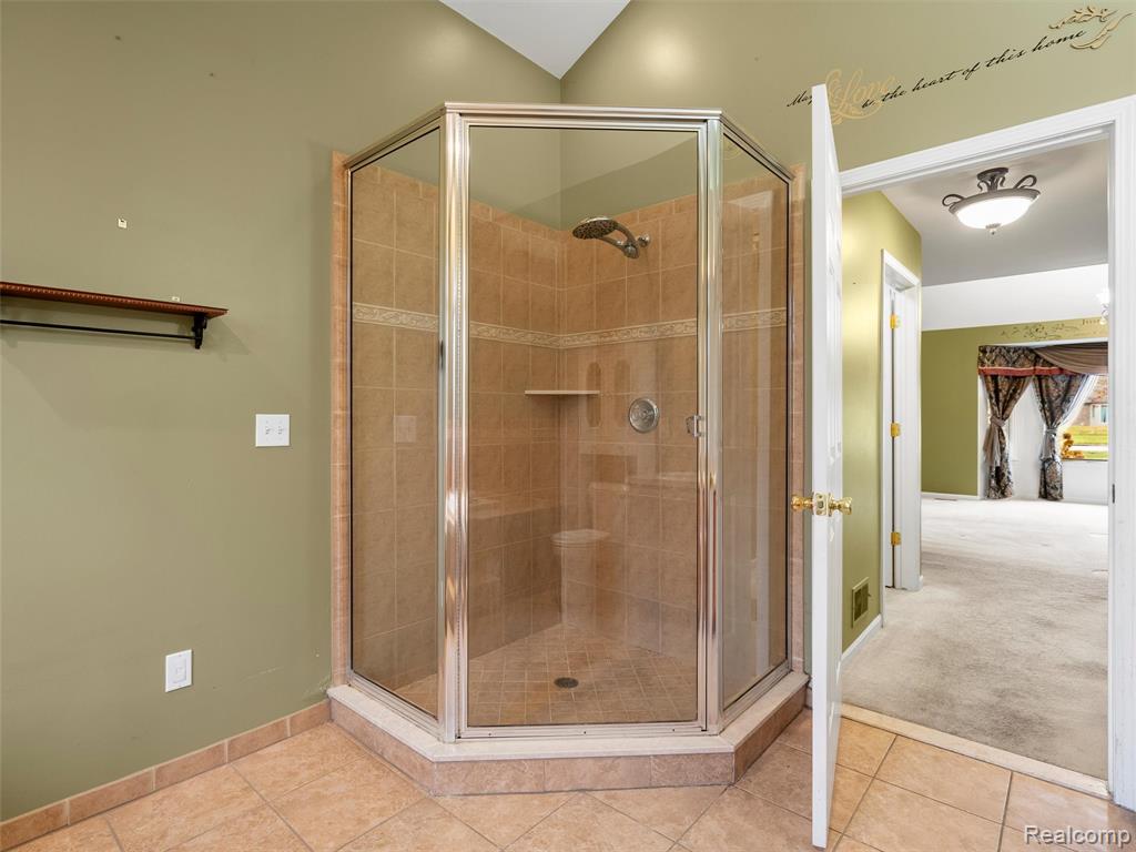 50100 Victoria Place, Macomb, MI 48044 — Photo 45