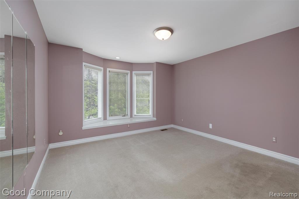 5893 CHRISTINA Drive, West Bloomfield, MI 48324 — Photo 36