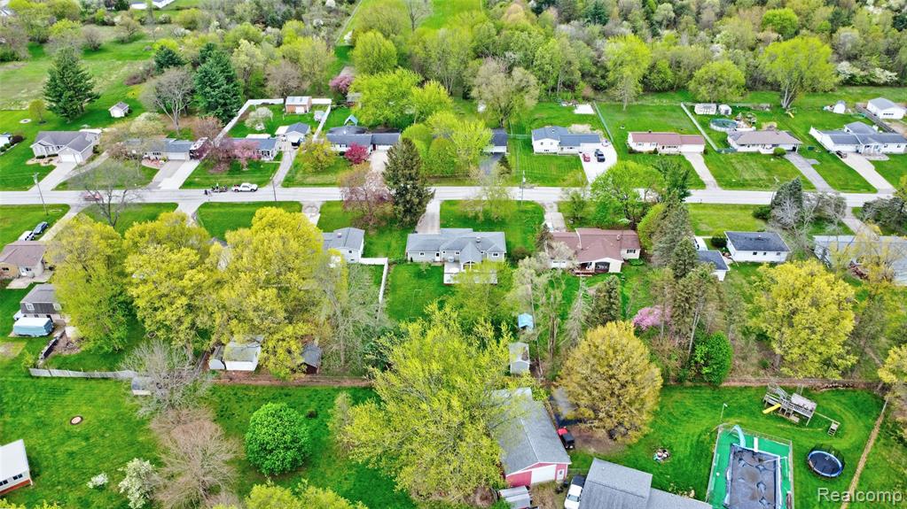 6437 Oriole Drive, Flint, MI 48506 — Photo 45