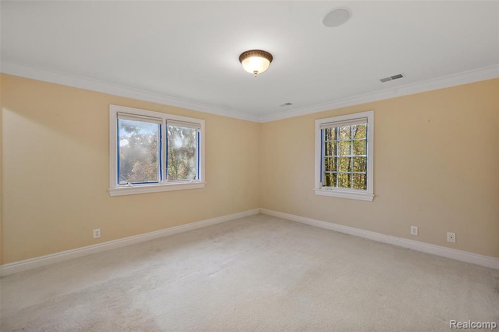 83 Greenan Lane, Lake Orion, MI 48362 — Photo 45