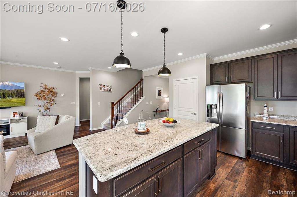 50026 Alden, Canton, MI 48188 — Photo 20