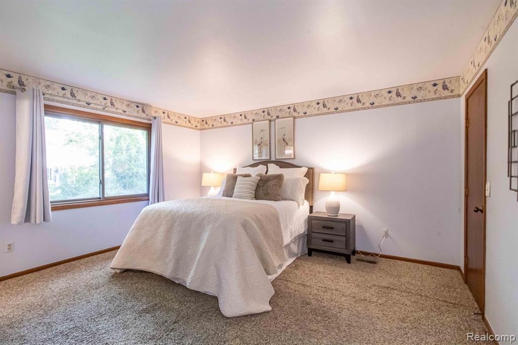 44891 Huntingcross Drive, Novi, MI — Photo 17