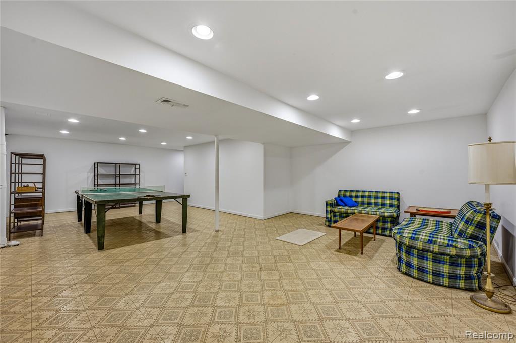 3464 Buckingham Trail, West Bloomfield, MI 48323 — Photo 39