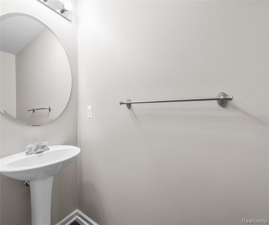 48181 NOTTINGHILL Lane, Canton, MI 48188 — Photo 15