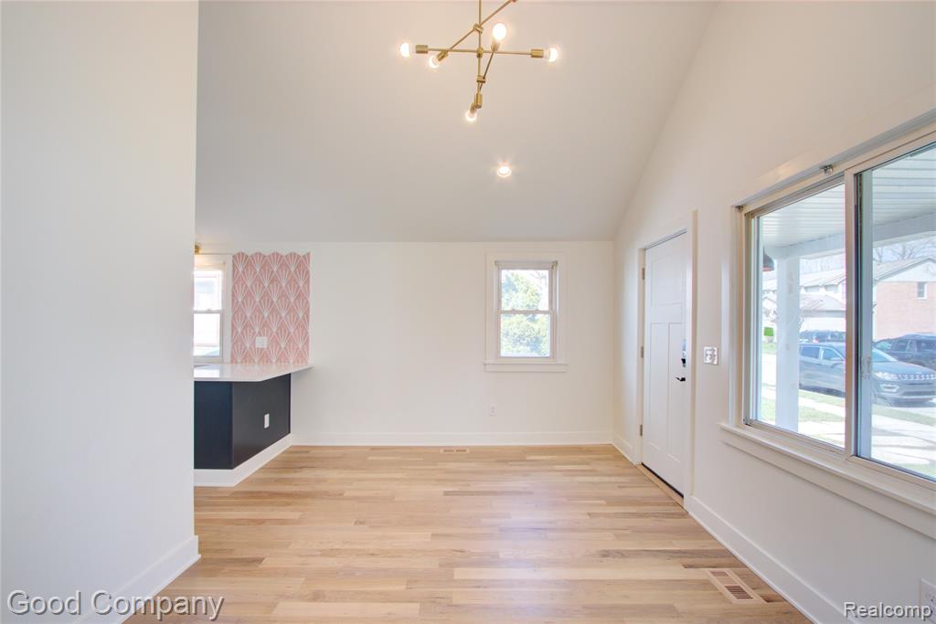 550 E Breckenridge Street, Ferndale, MI 48220 — Photo 9