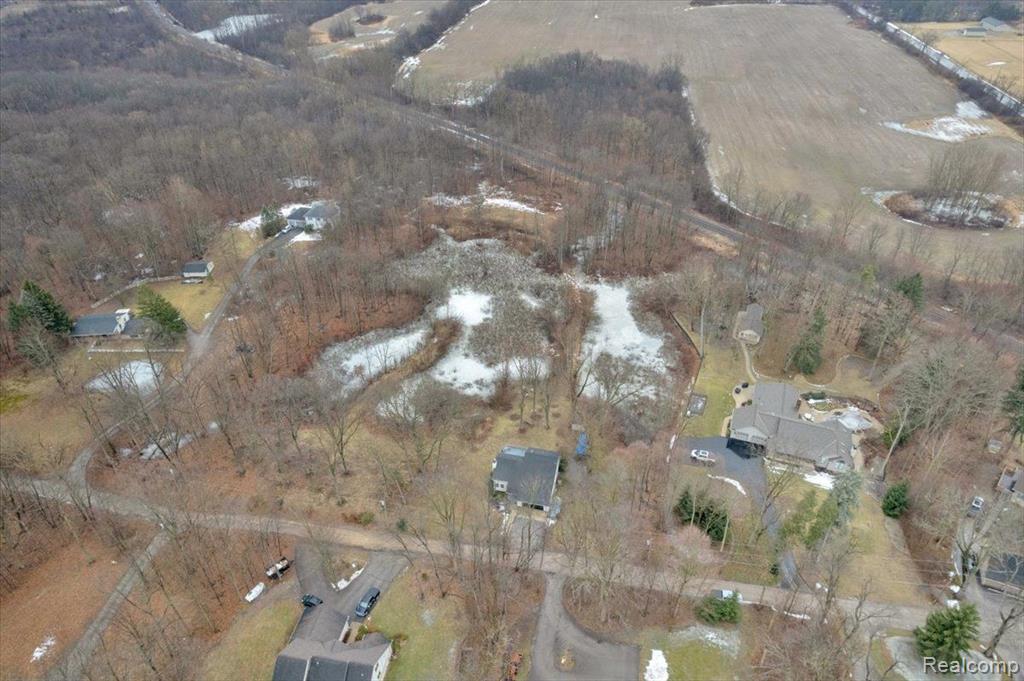 8716 CURRIE Road, Northville, MI 48168 — Photo 26