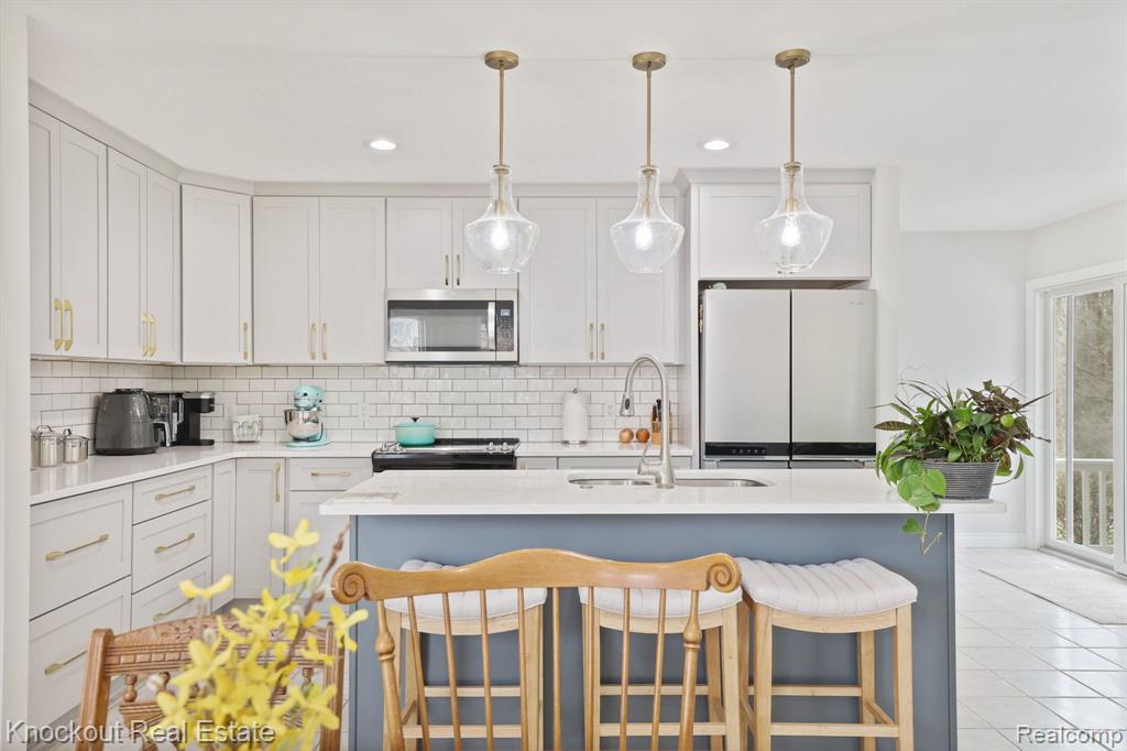 7578 Waters Edge Drive, Vassar, MI 48768 — Photo 17