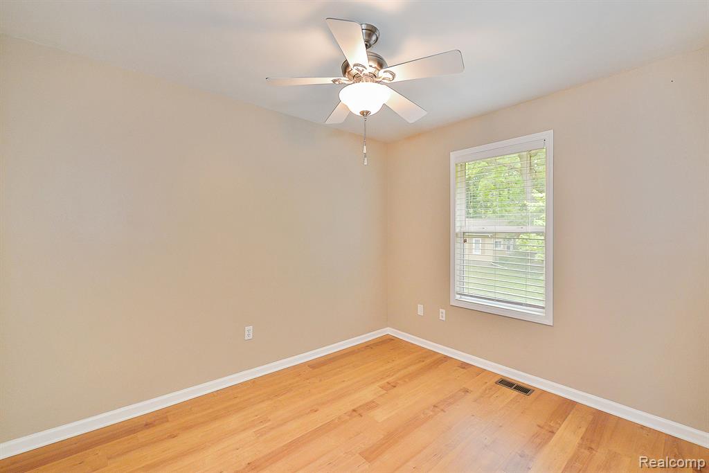 7860 LAKESHORE Road, Whitmore Lake, MI 48189 — Photo 40