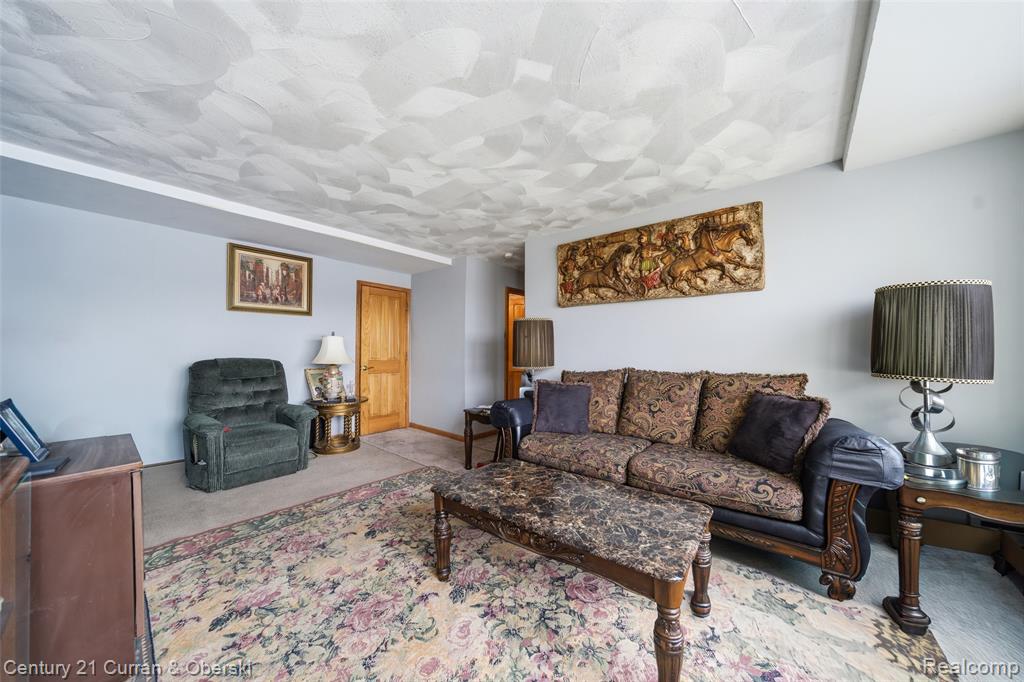 8900 E Jefferson Avenue, 112, Detroit, MI 48214 — Photo 6