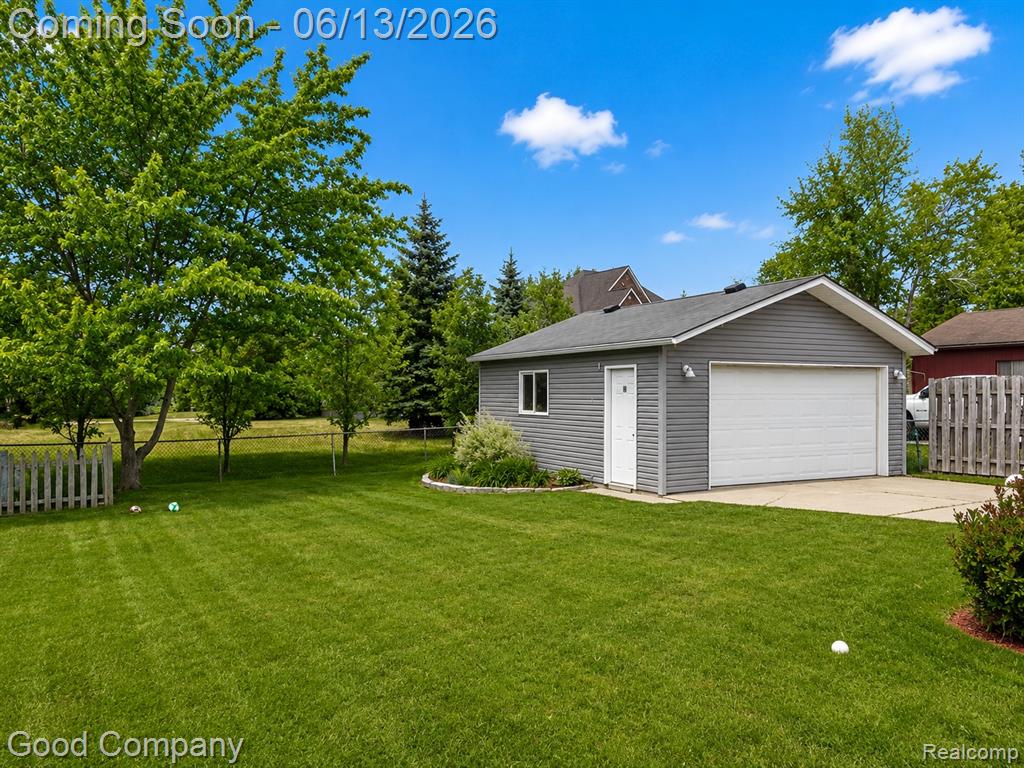 18489 Matthew Drive, Clinton Twp, MI 48035 — Photo 42