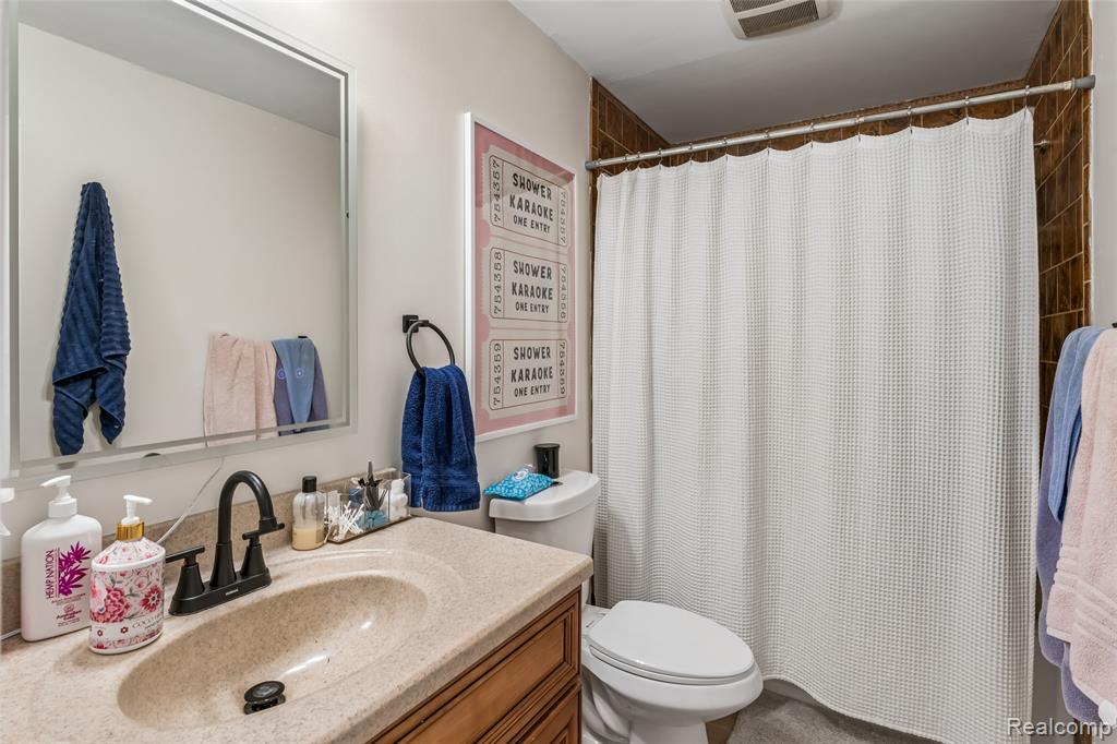 2201 Village West Drive S, Lapeer, MI 48446 — Photo 20