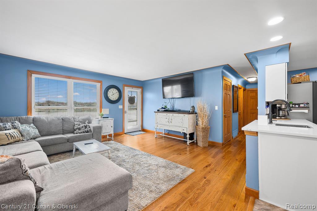 417 CHICAGO Drive, Howell, MI 48843 — Photo 18