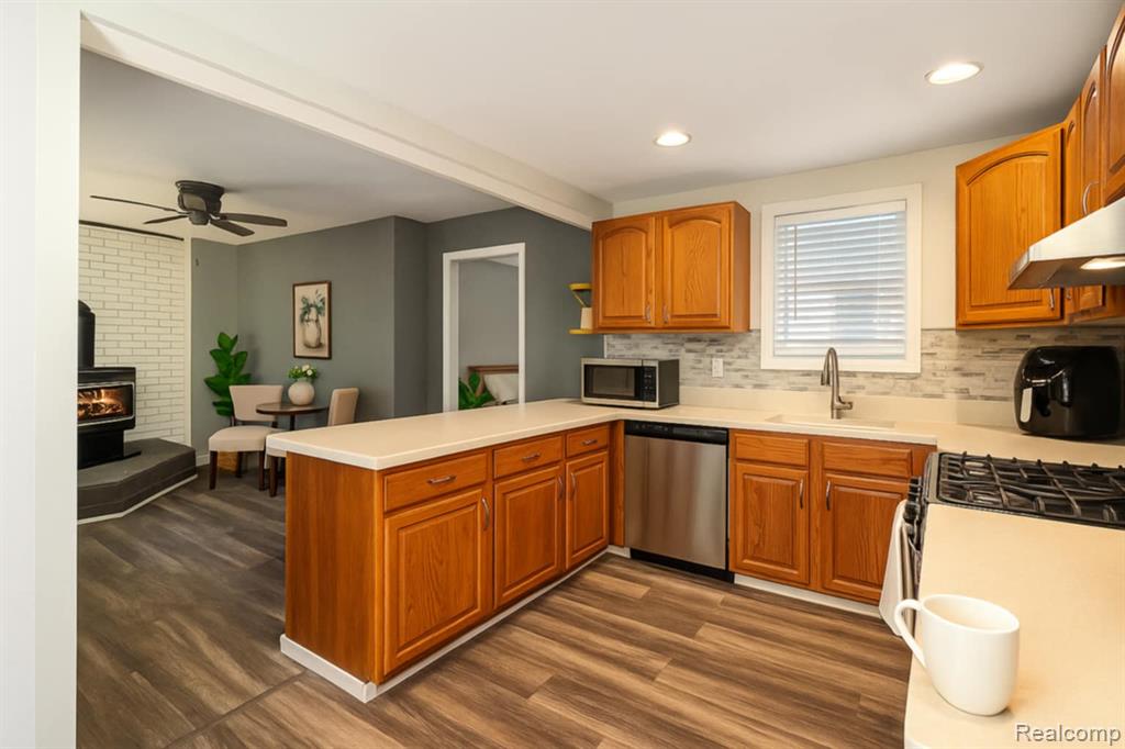 5089 Auker Drive, Grand Blanc, MI 48507 — Photo 5