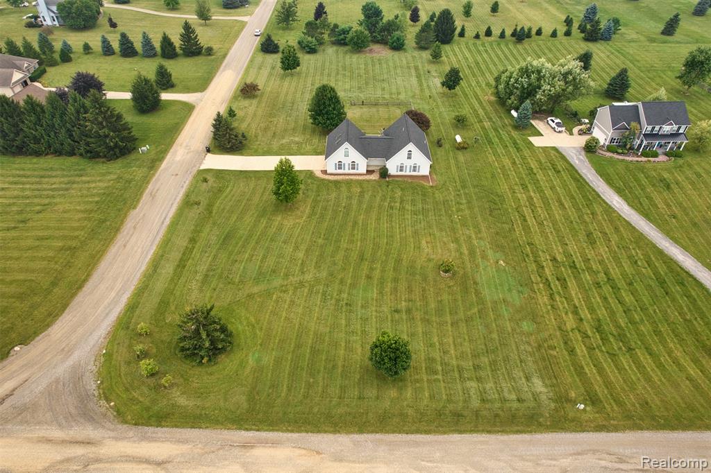 1014 Deer Valley Lane, Manchester, MI 48158 — Photo 3