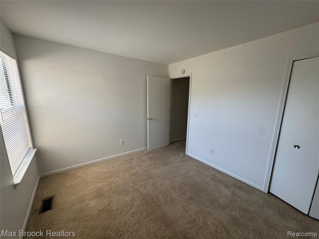 6620 Fireside Court, West Bloomfield, MI — Photo 16
