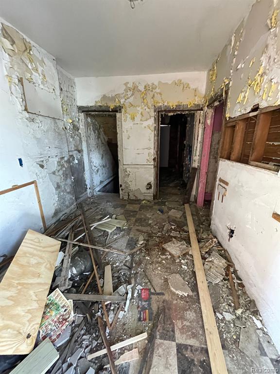 6916 CHARLEVOIX Street, Detroit, MI 48207 — Photo 34