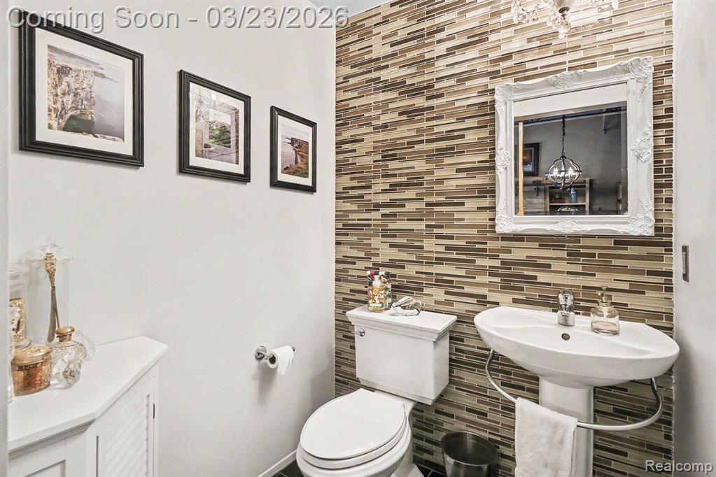 322 E Harrison Avenue - Photo 5