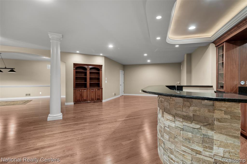 5010 Forest Valley Drive, Clarkston, MI 48348 — Photo 70