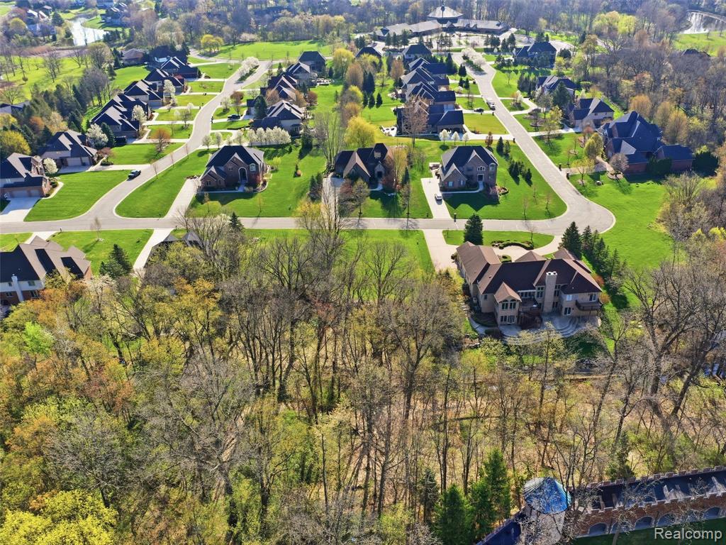 4710 Woodland Hills Drive, Rochester, MI 48306 — Photo 6