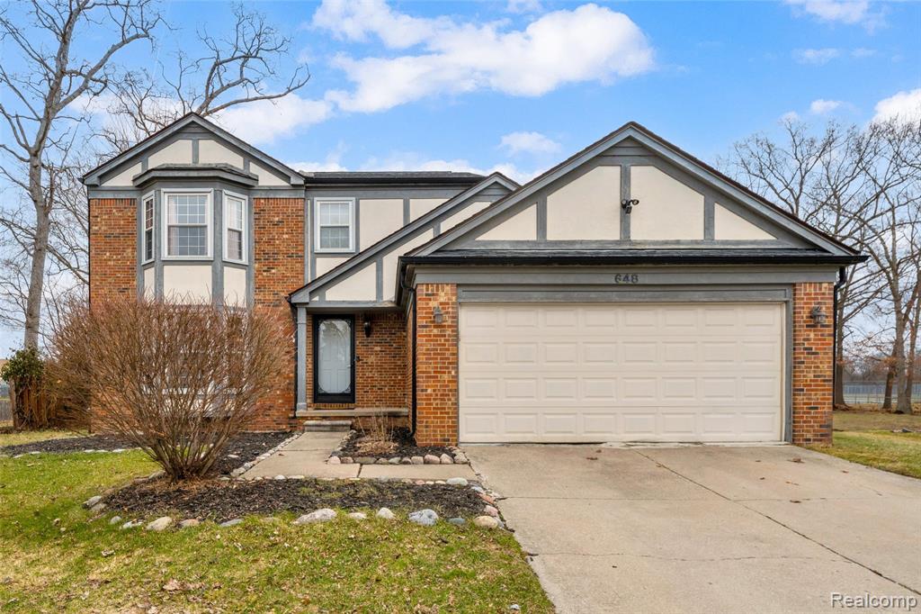 648 Lansdowne Drive, Westland, MI — front exterior