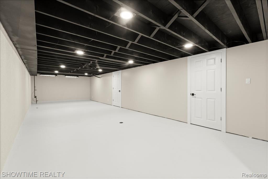 10358 Cloverdale Avenue, Ferndale, MI 48220 — Photo 27