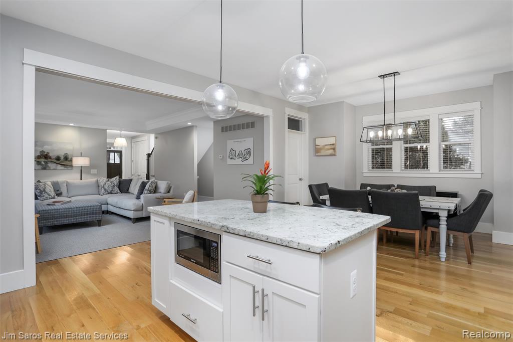 406 N Altadena Avenue, Royal Oak, MI 48067 — Photo 6
