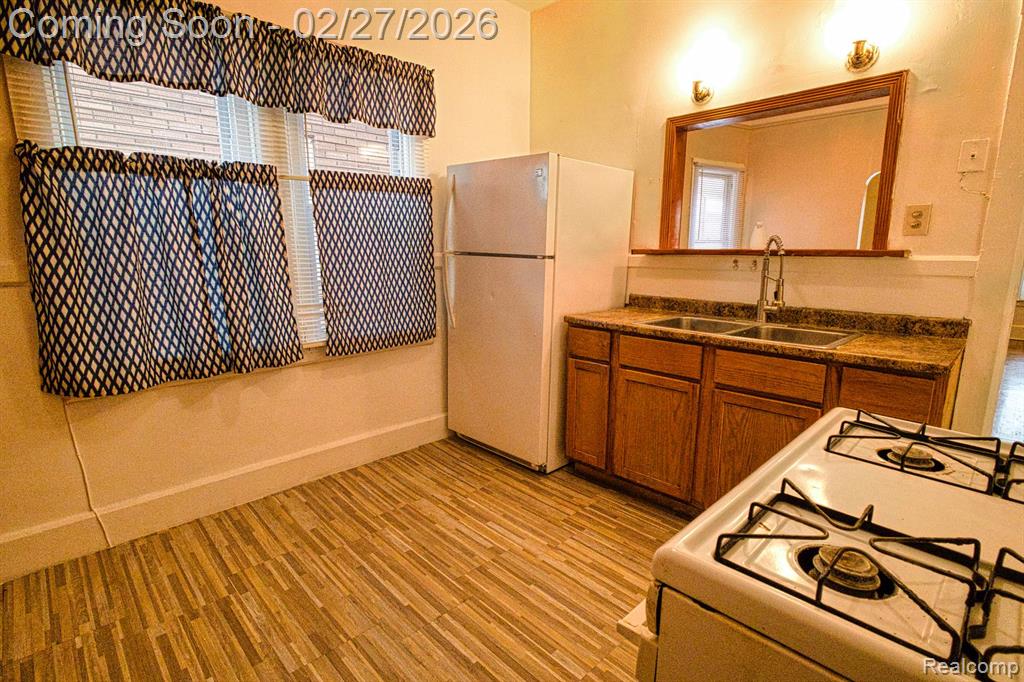 4518 Bewick Street, Detroit, MI 48214 — Photo 11