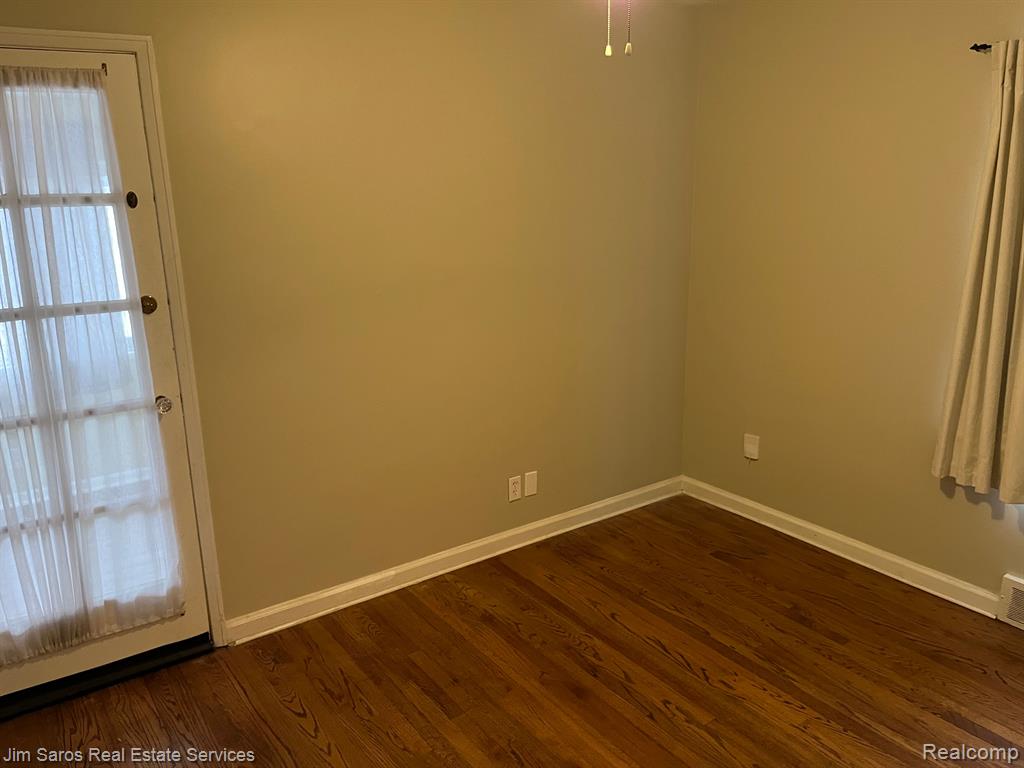 774 NEFF Road, Grosse Pointe, MI 48230 — Photo 13