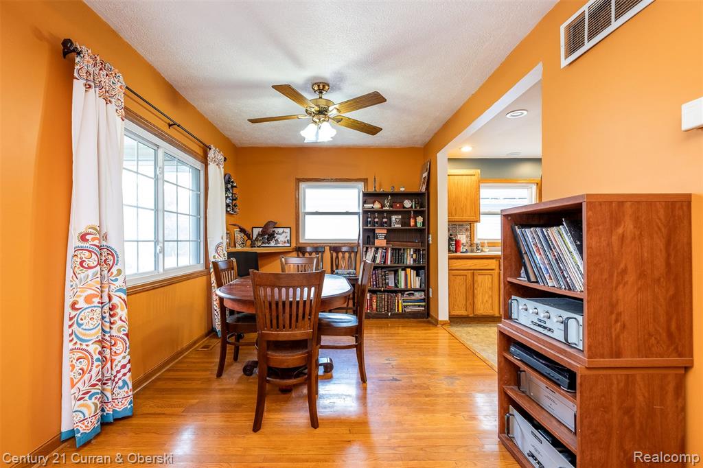 613 W Mount Hope Avenue, Lansing, MI 48910 — Photo 16