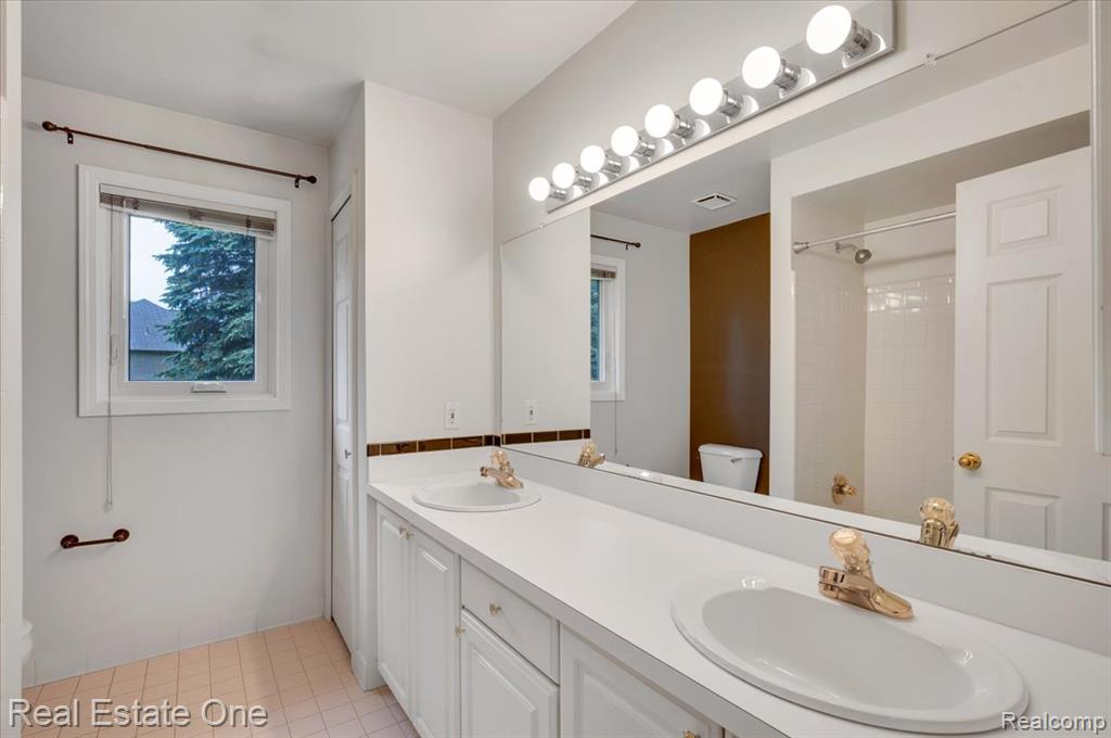 751 Bristol Lane, Clarkston, MI 48348 — Photo 26