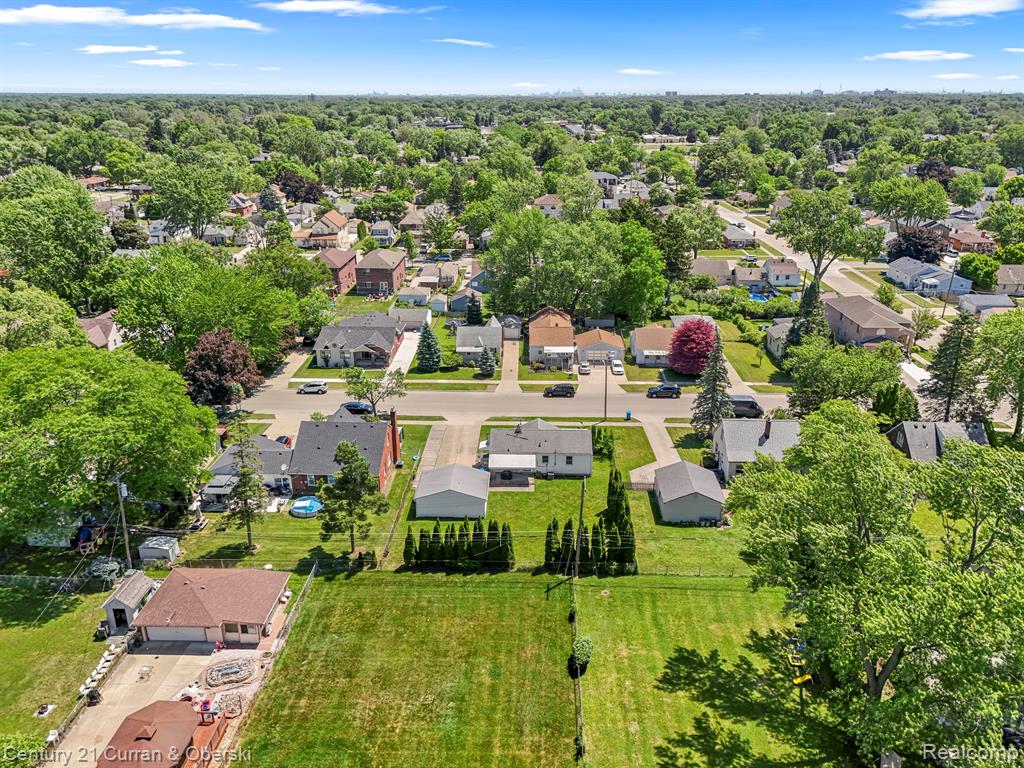 6141 N Gulley Road, Dearborn Heights, MI 48127 — Photo 25