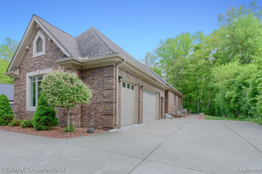 47605 HANFORD Road, Canton, MI 48187 — Photo 4