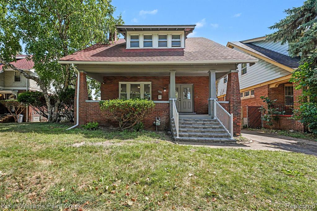 111 Moss Street, Highland Park, MI 48203