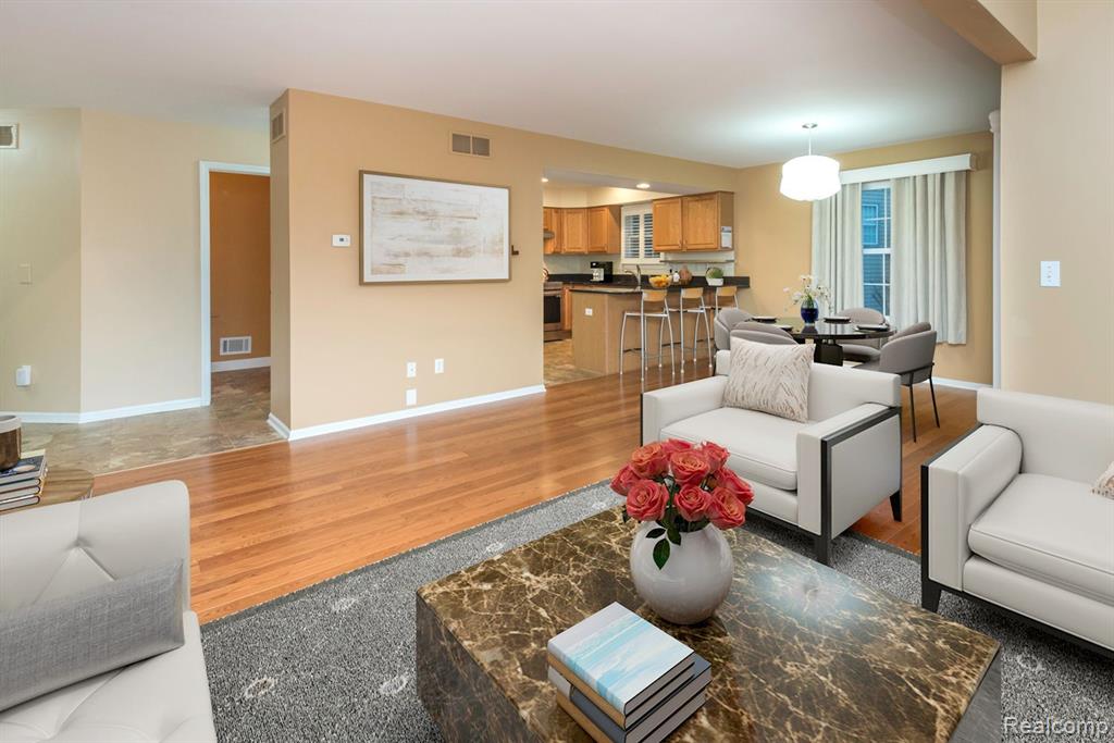 769 TAYLOR Street, Chelsea, MI 48118 — Photo 5