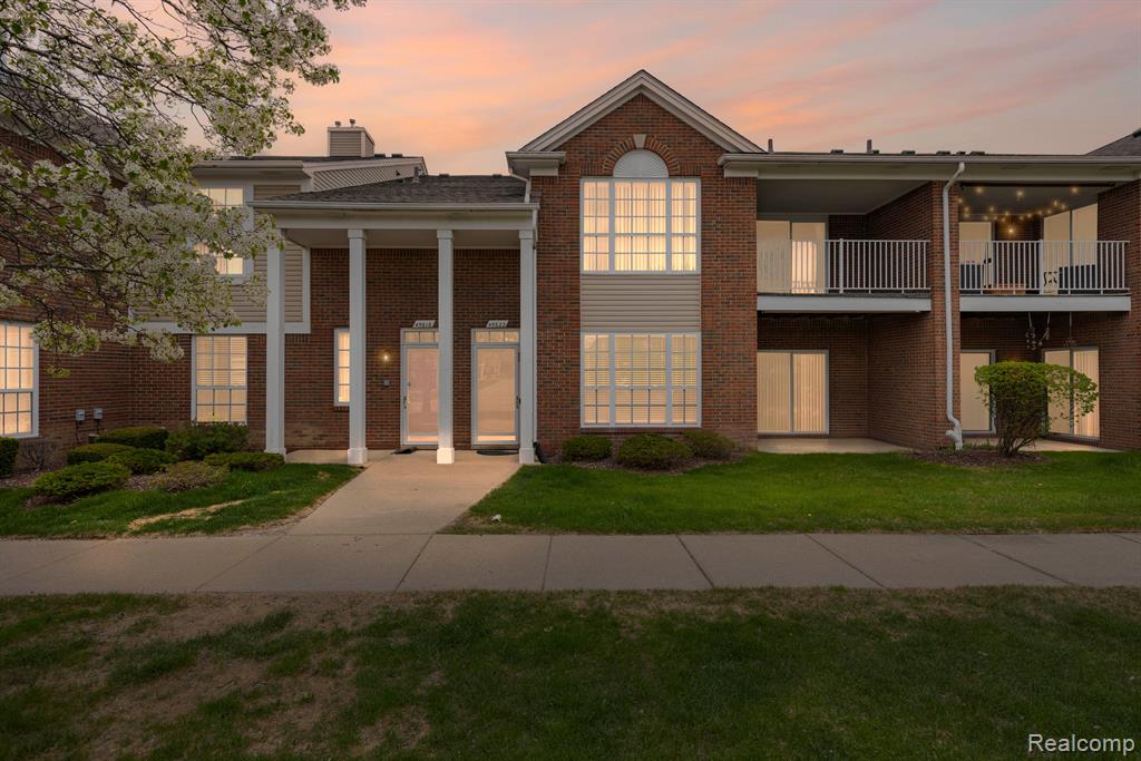 45622 WARWICK Drive, Macomb, MI 48044 — front exterior