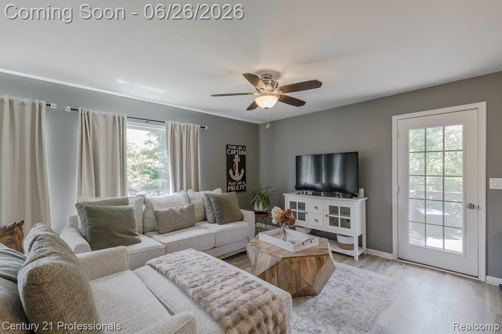 500 Neptune Drive, Ortonville, MI 48462 — Photo 18