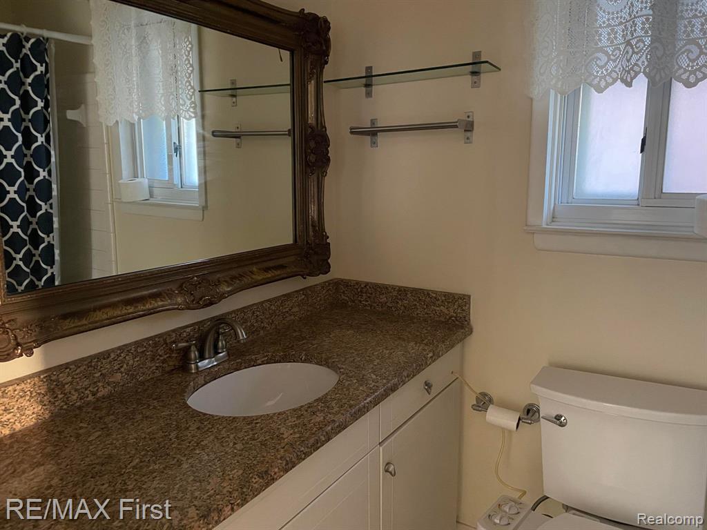8401 18 Mile APT # 99 Road, Sterling Heights, MI 48313 — Photo 29
