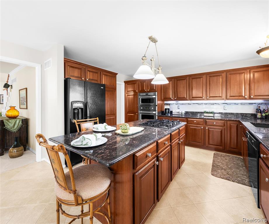 49068 Poppleton Court, Canton, MI 48187 — Photo 35