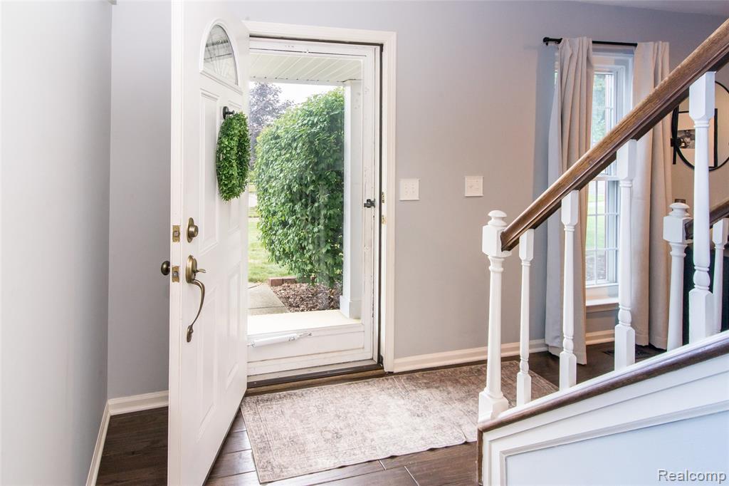 45234 Prestbury Road, Canton, MI 48187 — Photo 8